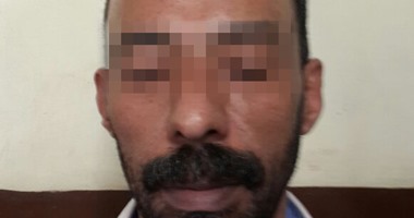 القبض على عاطلين وراء سرقة مواطن بالإكراه أمام محطة عزبة النخل