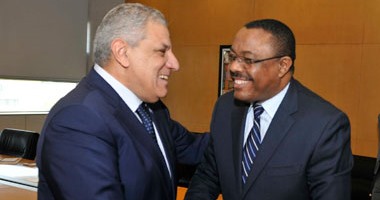 رئيس وزراء إثيوبيا لمحلب: نعمل على دفع العلاقات مع مصر إلى آفاق رحبة