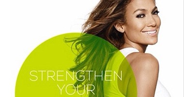 بالفيديو.. جنيفر لوبيز تروج لبرنامج تغذية للمرأة