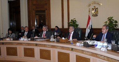 موجز أخبار مصر للساعة 1.. الحكومة توافق على قانون الاستثمار
