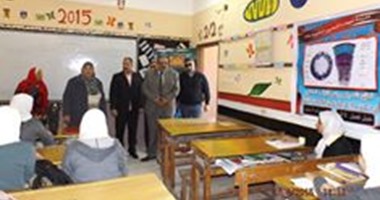 رئيس "غرب الإسكندرية" يتفقد المدارس لبحث حل مشكلات البيئة المحيطة بها