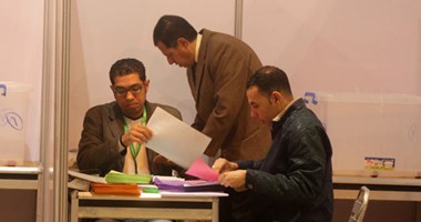 ناخبو لجنة كاملة بانتخابات "صيادلة القاهرة" يبطلون أصواتهم
