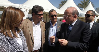 وزير الصحة يغادر الإسماعيلية متجها إلى القاهرة
