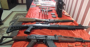 القبض على 3 عاطلين بحوذتهم أسلحة نارية غير مرخصة فى بنى سويف