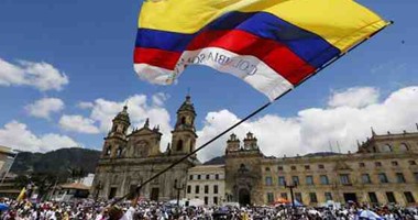 الرئيس الكولومبى يشارك فى مسيرة اليوم العالمى للمرأة