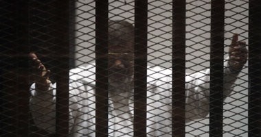 وصول مرسى و10 آخرين لأكاديمية الشرطة لمحاكمتهم فى قضية التخابر مع قطر