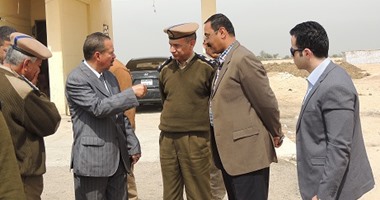 بالصور.. مدير أمن قنا يتفقد الأكمنة المرورية بمراكز شمال المحافظة