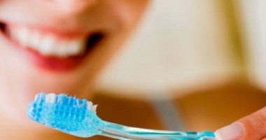 A study warns: Your toothbrush is more dangerous than a toilet seat, carrying 10 million types of bacteria