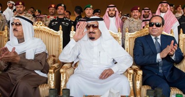 الرئيس السيسي يصل القاهرة قادما من السعودية بعد حضور مناورات "رعد الشمال"
