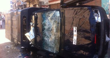 وفاة مجند وإصابة آخر فى حادث انقلاب سيارة شرطة فى أطفيح بالجيزة