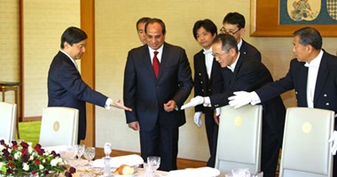 بالصور.. الرئيس السيسى يلتقى ولى عهد اليابان بالقصر الإمبراطورى