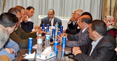 محافظ القليوبية يجتمع برجال الأعمال بمنطقتى الشروق والصفا بالخانكة