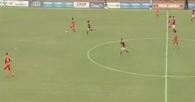 بالفيديو ..الأهلى يهدر هدفين أمام ريكرياتيفو فى الشوط الأول
