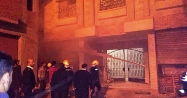 صحافة المواطن.. السيطرة على حريق بمخزن سيراميك فى سيدى بشر بالإسكندرية