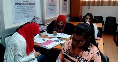مركز تنمية المهارات المهنية بجامعة قناة السويس يدرب 1059 طالبا وطالبة