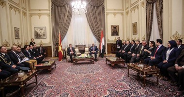 رئيس مقدونيا من البرلمان: مصر حائط الصد أمام اللاجئين العابرين لأوروبا