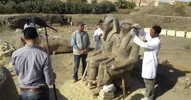 بالصور.. رحلة "أمنحتب الثالث والإله حورس" من الحفائر وحتى المتحف الكبير