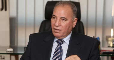 تنحى المحكمة عن نظر معارضة عبد الحليم قنديل وصحفى على حكم سب "الزند"