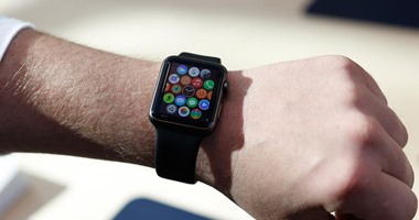 أبل تزود ساعتها الذكية Apple watch بميزة لإنقاذ مرتديها فى ساعة الخطر