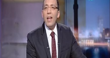 خالد صلاح: قرار خفض الجنيه أمام الدولار ضمن استراتيجية الـ"تعويم الخفى"