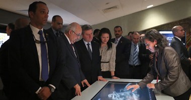 رئيس مقدونيا يزور مكتبة الإسكندرية
