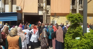 ممرضو مستشفى بنها الجامعى ينهون إضرابهم بعد وعد بالاستجابة لمطالبهم