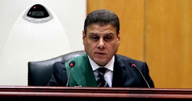 بالصور.. بدء محاكمة مرسى فى قضية التخابر مع قطر.. والنيابة تقدم تقارير طبية لمتهمين