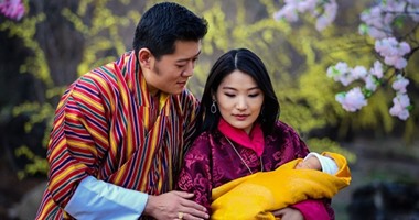 ما بيعملوش سبوع ..ملك "بوتان" يحتفل بقدوم ابنه بزراعة  108000شجرة