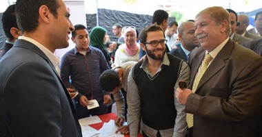 محافظ الإسماعيلية يفتتح ملتقى توظيف مديرية الشباب لإتاحة 10 آلاف فرصة عمل
