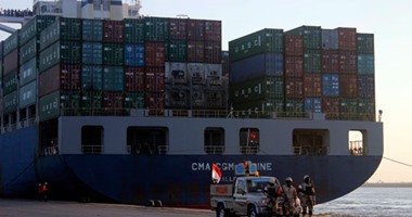 ميناء بورسعيد يستقبل سفينة البضائع SeaMusic لتفريغ 7514 طن رخام