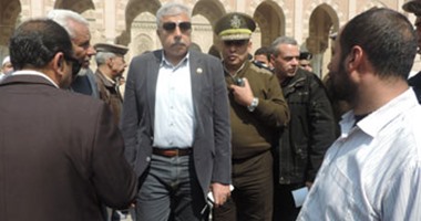 بالصور.. مدير أمن الغربية يتفقد خدمات تأمين المسجد الأحمدى ويكرم أمين شرطة