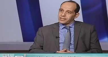 محمد ثروت: وزراء المجموعة الاقتصادية "عليهم العين" فى التغيير المرتقب
