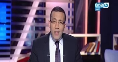 خالد صلاح منتقدا حذف "البرادعى" من المناهج: تزييف للتاريخ ونفاق مبالغ فيه