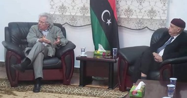 عقيلة صالح يبحث مع مبعوث البرلمان الأوروبى تشكيل حكومة الوفاق الليبية