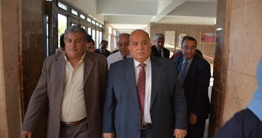 محافظ الدقهلية يقيل رئيس مدينة المنزلة ووكيل مديرية الصحة بسبب الإهمال