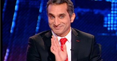 باسم يوسف يطالب متابعيه بدعم "رامى رؤوف" للفوز بجائزة "البوبز" الألمانية
