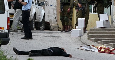 استشهاد فلسطينى وإصابة 7 آخرين برصاص قوات الاحتلال الإسرائيلى