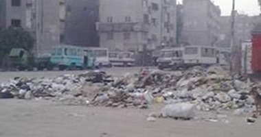 صحافة المواطن..استمرار أزمة تراكم القمامة أمام مستشفى بهتيم بشبرا الخيمة