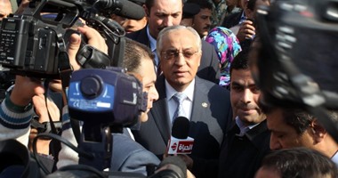 محمد إبراهيم وزير الداخلية الأسبق يصل الجزيرة للتسجيل بالعمومية