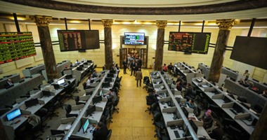 البورصة تواصل ارتفاعها بمنتصف التعاملات بسبب مشتريات المصريين