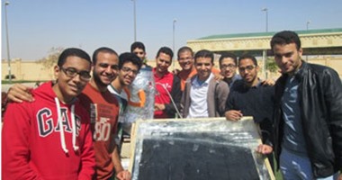 بالصور.. طلاب هندسة يطورن "سخان شمسى" بتكلفة بسيطة وإمكانيات مميزة