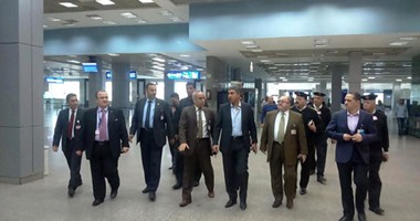 بالصور.. وزير الطيران يتفقد مطار شرم الشيخ ويتابع إجراءات تأمينه