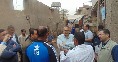 نائب وزير الإسكان للتطوير الحضرى يتفقد 5 مناطق عشوائية فى محافظة القاهرة