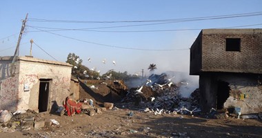 صحافة المواطن:بالصور..دخان كثيف نتيجة حرق القمامة بطريق بركة السبع بالمنوفية