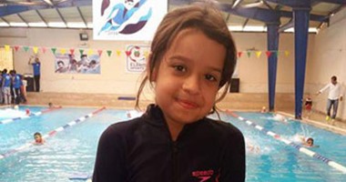 قارئة تشارك صحافة المواطن بصور لفوز طفليها ببطولة سباحة