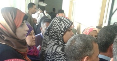 صحافة المواطن: بالصور.. موظفو مكتب تموين أبو قير فى الإسكندرية يرفضون العمل
