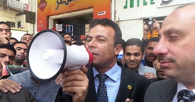 النائب أشرف رحيم يطالب برفع قيمة تعويضات ضحايا حادث قطارى الإسكندرية 