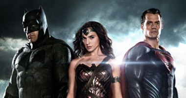 بالفيديو.."Batman v Superman" يتصدر إيرادات الـweekend بالسينما الأمريكية
