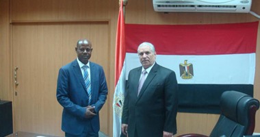 بالصور.. رئيس جامعة دمياط يلتقى وزير التعليم العالى الموريتانى السابق