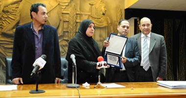 نقابة الصحفيين تبدأ توزيع جوائز "نوال عمر" بتكريم الشهيد محمد أيمن